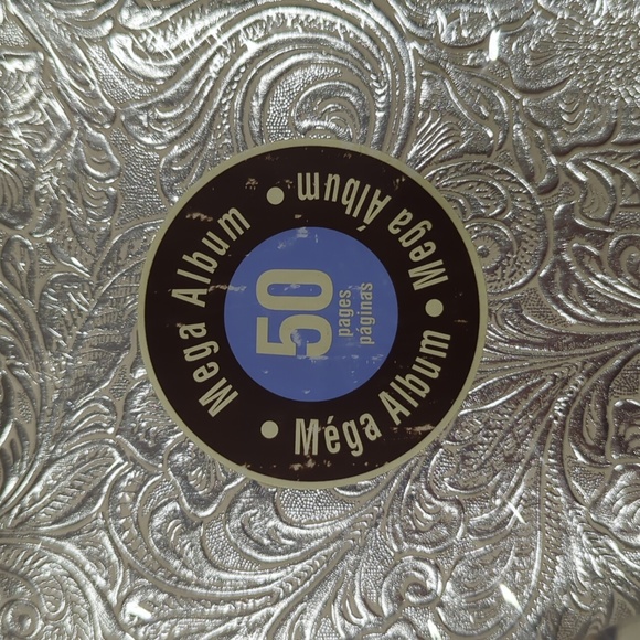 Brand New Recollections Scrapbook Album - Picture 3 of 8